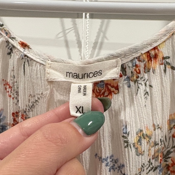 🌸3/$15🌸 Maurice’s Floral Ruffle Sleeve Women's Top—Size XL - Picture 2 of 4